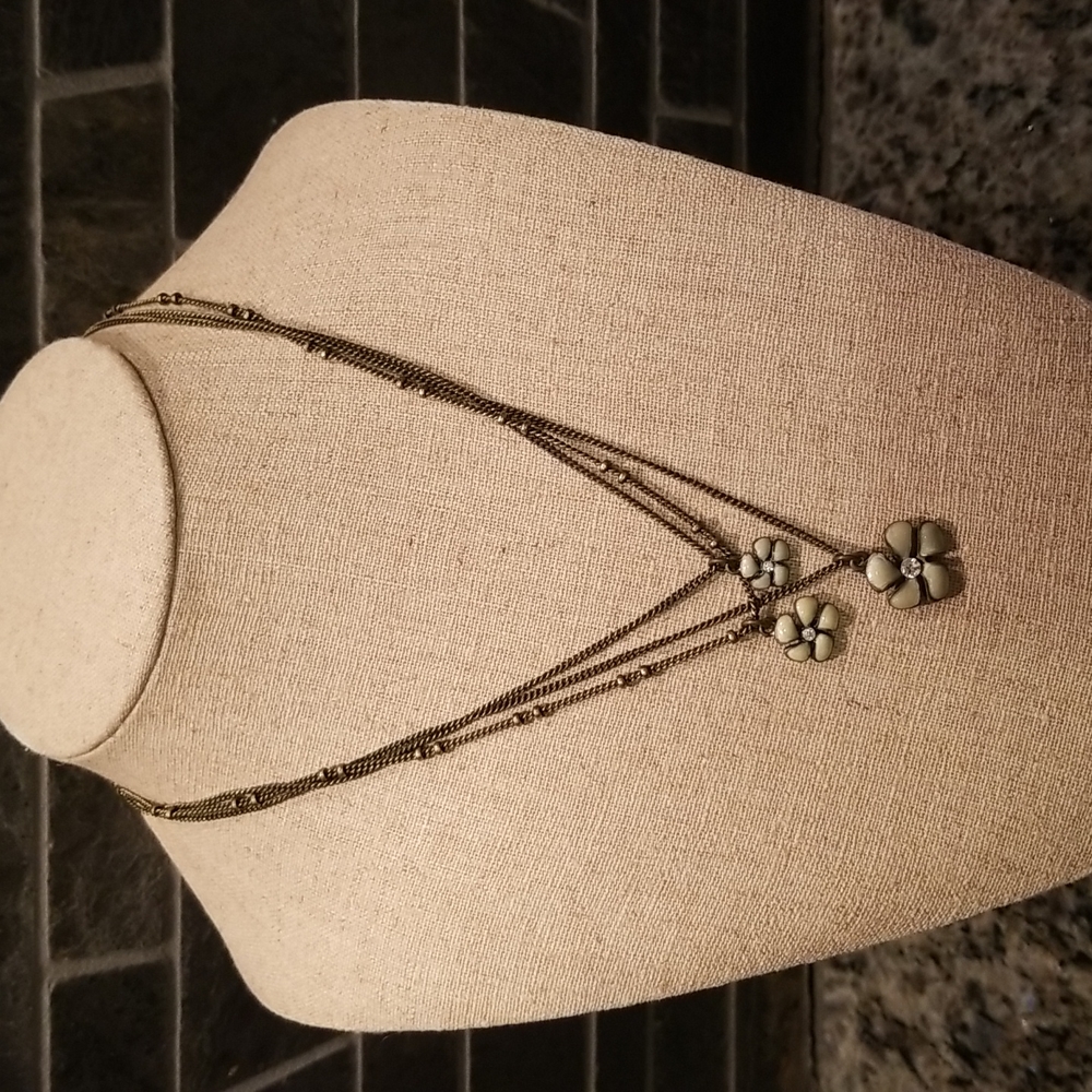 Park Lane daisy necklace